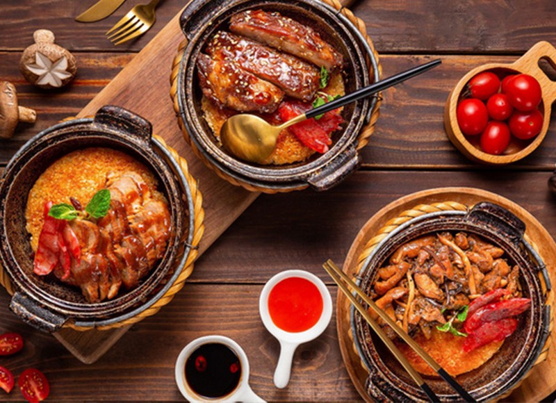 Cơm niêu Singapore Kombo