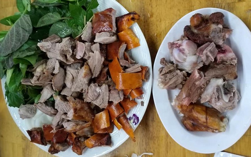Nhà hàng Dê Tươi Tên Lửa