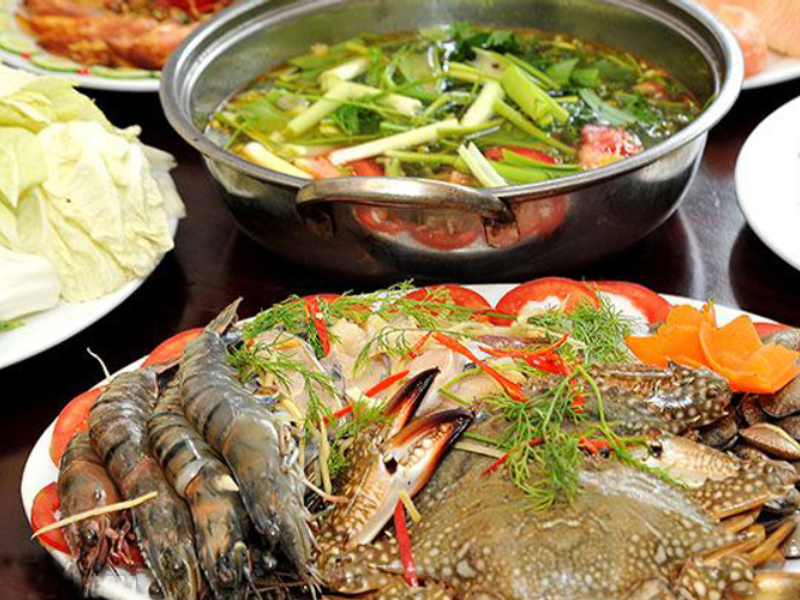 Nhà hàng hải sản Biển Đông 8