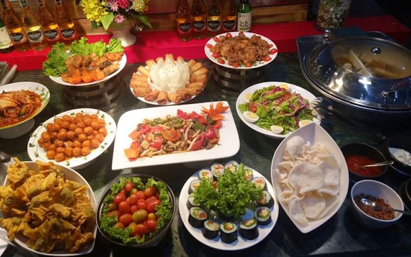 buffet lau bang chuyen 9 Buffet lẩu băng chuyền Osaka - Địa điểm ăn buffet băng chuyền 149k