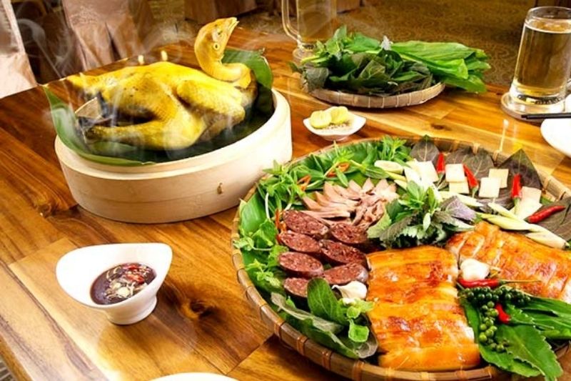 12. Din Ky – Nha Hang Sai Gon 2