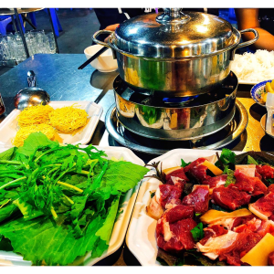 Lẩu dê 404 - quán lẩu dê đông khách ở Quận 7