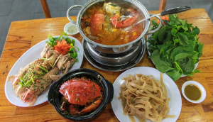 Cua Biển Quán - chuyên lẩu và các món hải sản